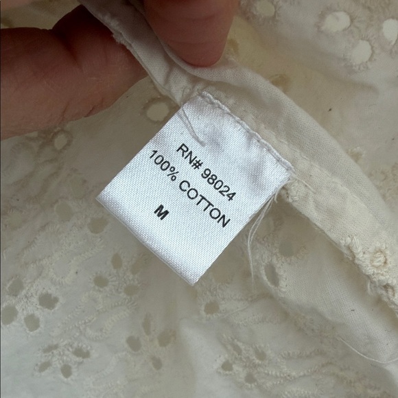 Love The Label Chic White Lace Blouse - Picture 6 of 10